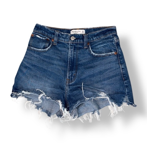 Abercrombie & Fitch The Cutoff Short High Rise 90s Distressed Denim - Picture 1 of 8